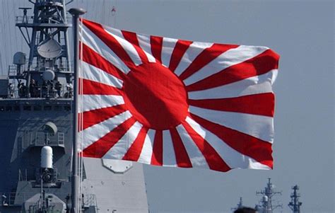 La bandera de Japón no es la única bandera histórica de Japón. Esta es su conflictiva historia