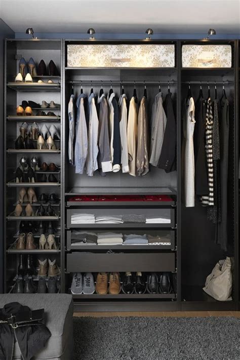 32 Cool And Smart Ideas To Organize Your Closet - DigsDigs