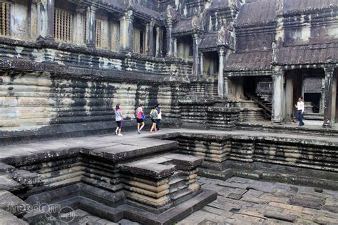 The Angkor Wat, Bow! - Freedom Wall