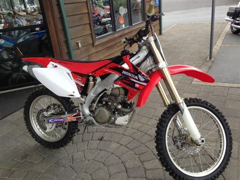 Buy 2006 Honda CRF 450R Dirt Bike on 2040motos