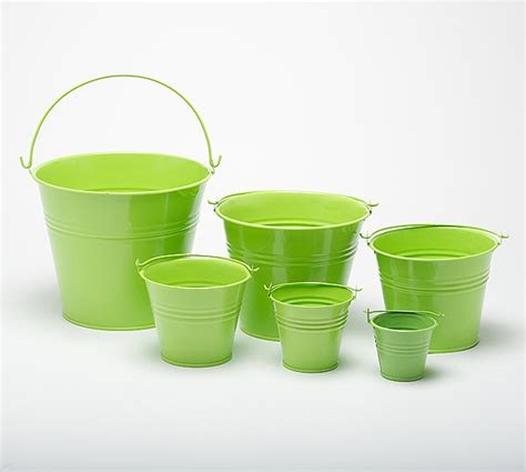 Appartamento e famiglia: Small metal pale buckets for crafts