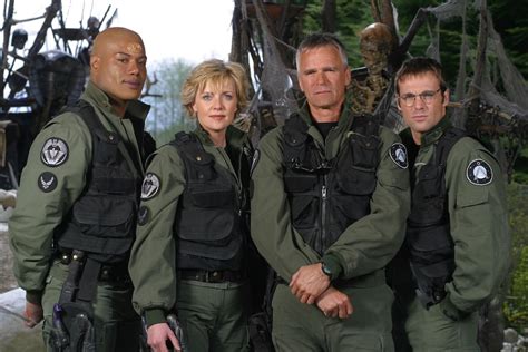 Stargate SG-1 cast reunites to read another AI-written script | SYFY WIRE