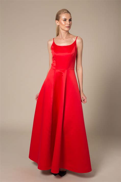 Red spaghetti straps scoop neck maxi dress - Le Parole