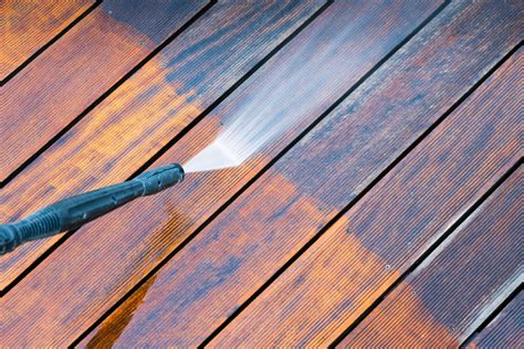 Deck Cleaner: How To Protect Your Outdoor Space