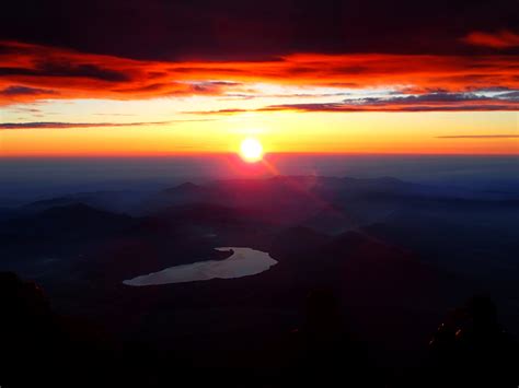 Sunrise at Mount Fuji: Your Complete Climbing Guide | Tokyo Weekender