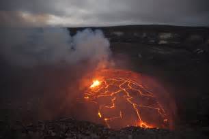 VIDEO: Kilauea volcano’s Halemaumau crater lava lake rising to highest-ever levels | Hawaii Magazine