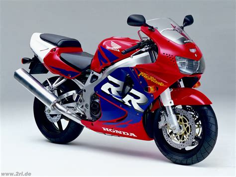 The Honda CBR 900 RRW (CBR 919) Fireblade SC33 at MotorBikeSpecs.net ...