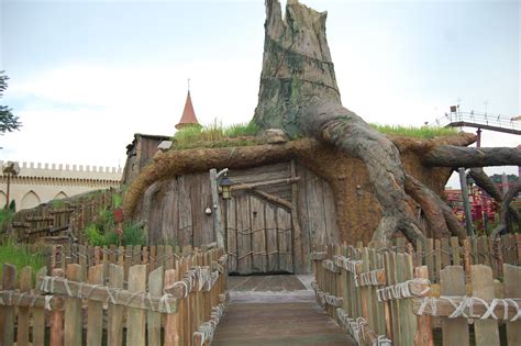 Image - Shrek's Swamp (Universal Studios Singapore).jpg - Dreamworks Animation Wiki