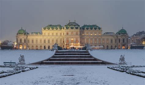 Top 10 Fascinating Facts about Schloss Belvedere - Discover Walks Blog