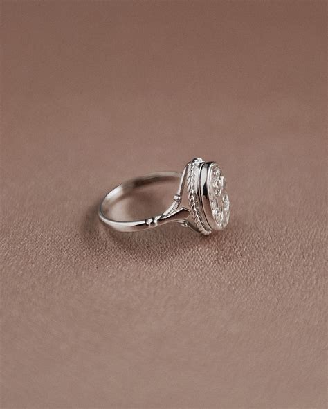 Claudia Sterling Silver Locket Ring | Rock N Rose – Rock n Rose