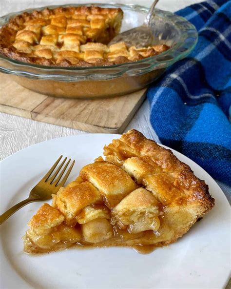 Lattice Apple Pie - VJ Cooks