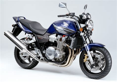 Honda | 大型ロードスポーツバイク「CB1300 SUPER FOUR」にカラーを追加し発売