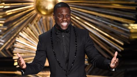 Kevin Hart tells Ellen that he's considering Oscars gig again | CTV News