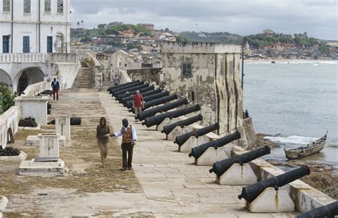 Cape coast castle - Your Beach House in Ghana • Right at the ocean!