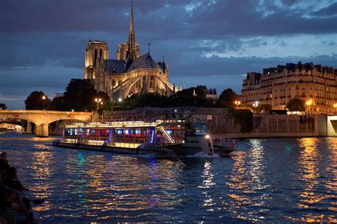 Eiffel Tower, Seine River Cruise and Paris Illuminations Night Tour