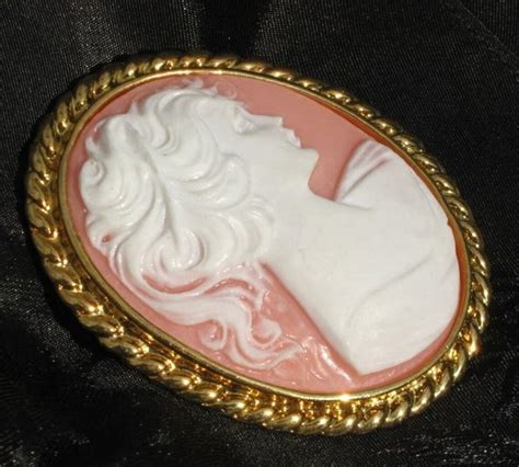 Pretty PinK Vintage Cameo Gold Scrolled Large Brooch Pin | Etsy