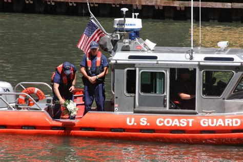 DVIDS - Images - Coast Guard participates in SS Eastland memorial in Chicago [Image 1 of 2]