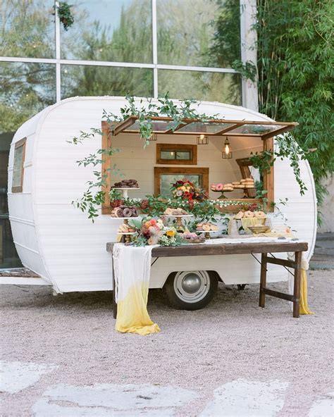 Food Truck Wedding Receptions. Here’s What You Need to Know. - The ...