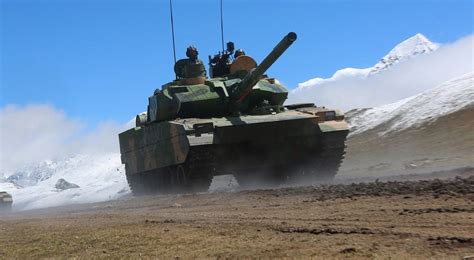 The Chinese PLA Have An Incredible Light Tank | 21st Century Asian Arms Race