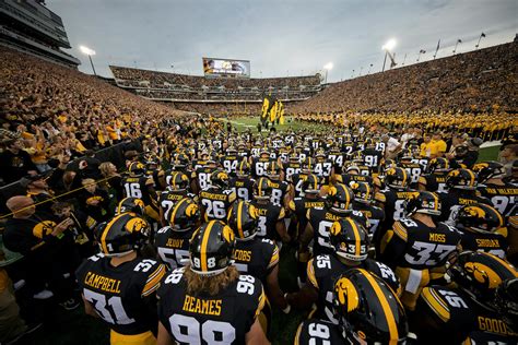 Kinnick Stadium – University of Iowa Athletics