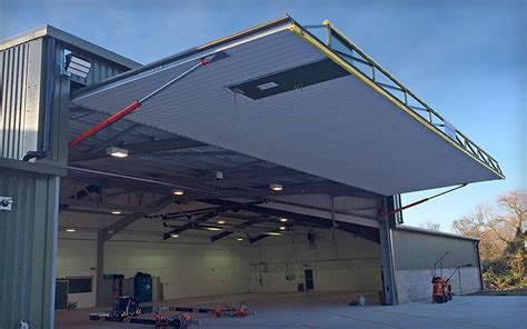 Hangar Doors: What to look for when building a new hangar.