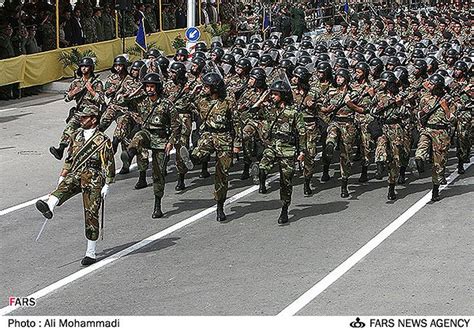 Iran Iranian army ranks combat field military dress uniforms grades uniformes combat armee ...