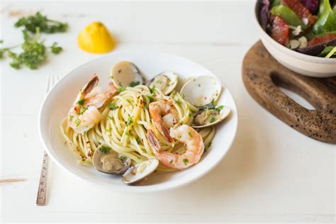 Linguine with Shrimp and Clams | Cook Smarts