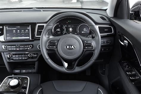 Kia E-Niro Review | CAR Magazine