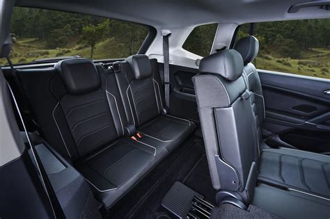 2017 Volkswagen Touareg Interior and Cargo Volume