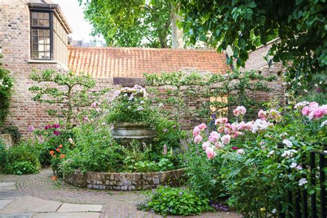 A brief history of the walled garden and why they're a gardener's dream | House & Garden