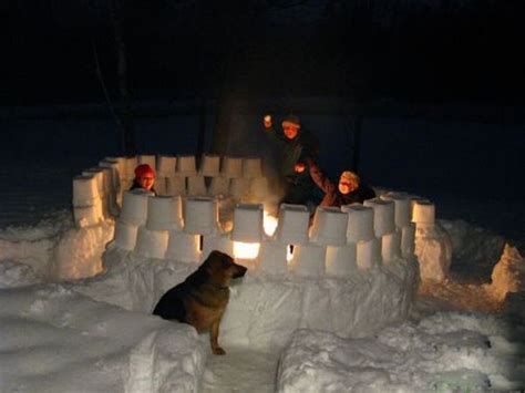 Great Snow Forts (45 pics)