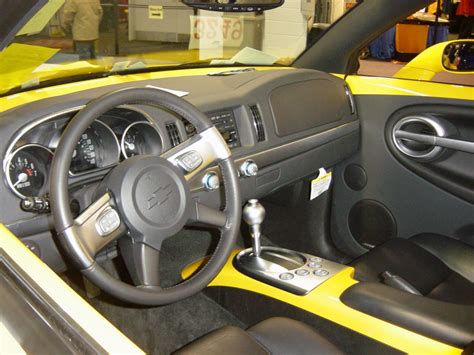 chevrolet ssr roadster truck interior view : NJ Auto Expo 2005 : Car Pictures by CarJunky®