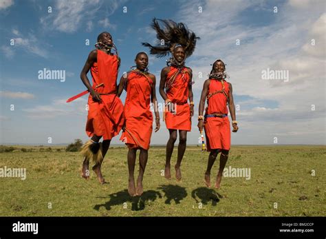 Masai performing warrior dance masai hi-res stock photography and ...