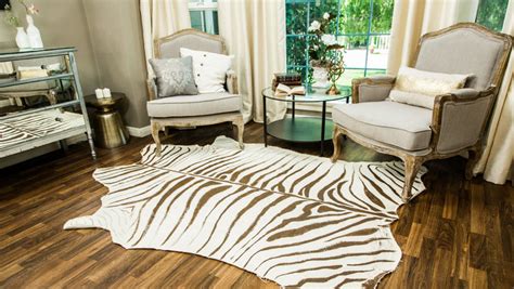 DIY Faux Zebra Rug | Paige Hemmis