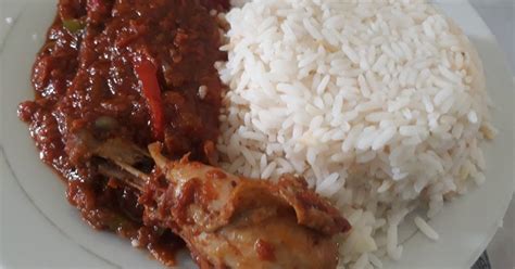 White rice with tomato stew and chicken Recipe by Sandy - Cookpad