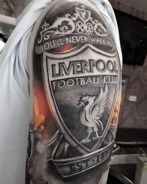 Pin van Rum Sudchevit op LFC Tattoos | Tatoeages, Tatoeage ideeën, Tatoeage