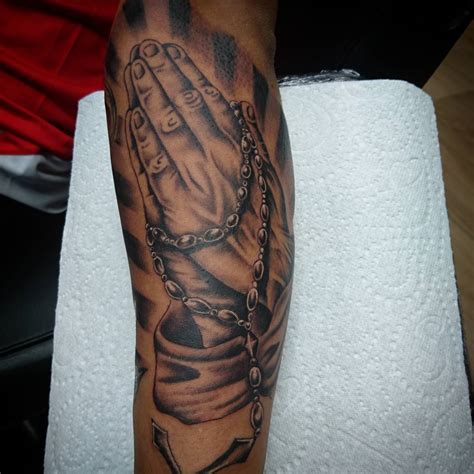 65+ Images OF Praying Hands Tattoos - Way to God