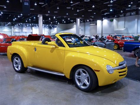 2006 Chevrolet SSR Base | Hagerty Valuation Tools