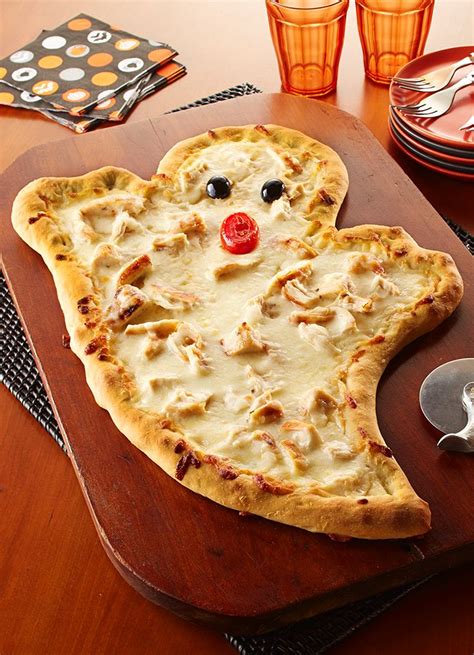 Halloween Pizza | Recipe | Halloween food for party, Halloween appetizers easy, Halloween pizza