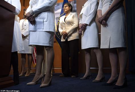 Alexandria Ocasio-Cortez and Pelosi honor suffragettes at the SOTU ...