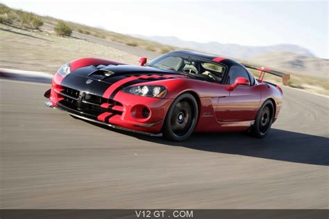 Dodge Viper V12