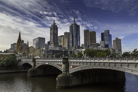 Melbourne skyline editorial photo. Image of city, skyline - 51024111