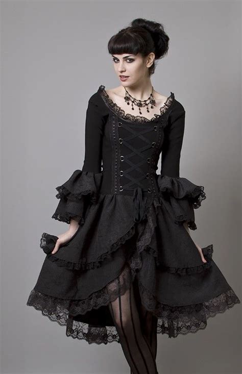 Victorian goth http://victorian-goth.tumblr.com/ Steampunk Mode, Gothic Steampunk, Steampunk ...