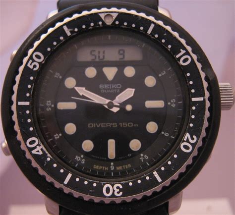 Seiko "Arnie" Divers 150M, Black Dial, Rubber Strap