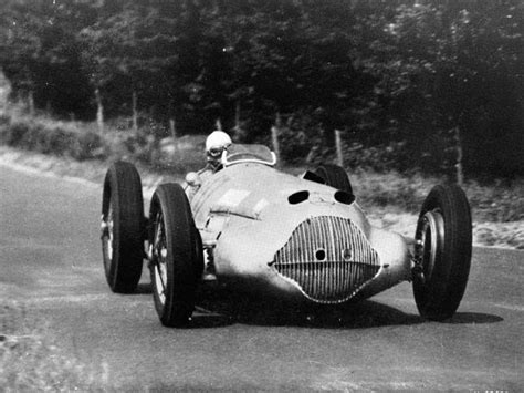 1938 Mercedes-Benz W154 | Review | SuperCars.net