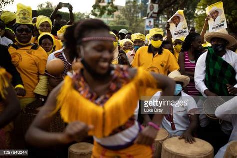 Yoweri Museveni Photos and Premium High Res Pictures - Getty Images