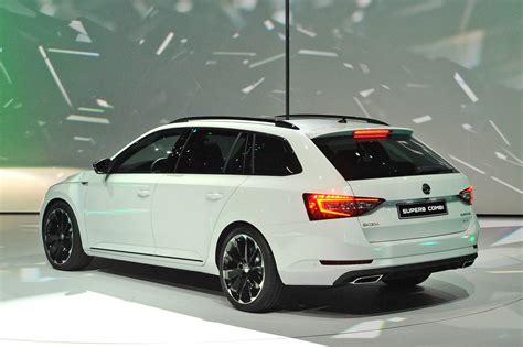 Garage Car: Frankfurt 2015: Skoda Superb Combi SportLine 2016 live photos and video