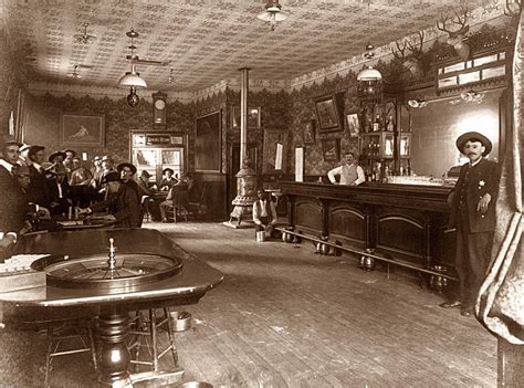 Saloon with gambling (Telluride, Colorado - c. 1910) [1460x1082] : HistoryPorn