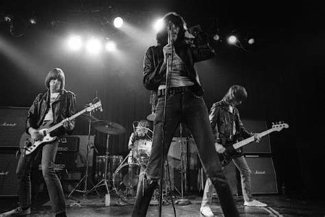 The Ramones in Their Heyday, Filmed "Live at CBGB" (1977) | Open Culture