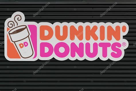 Dunkin' Donuts sign – Stock Editorial Photo © ricochet69 #71082253